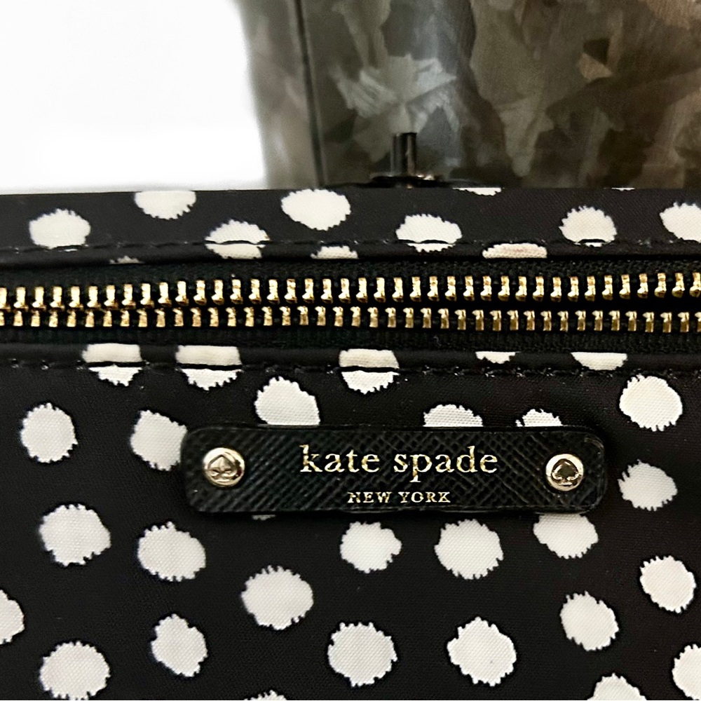Kate Spade Black and White Clutch/Pouch *NWOT - Picture 5 of 9